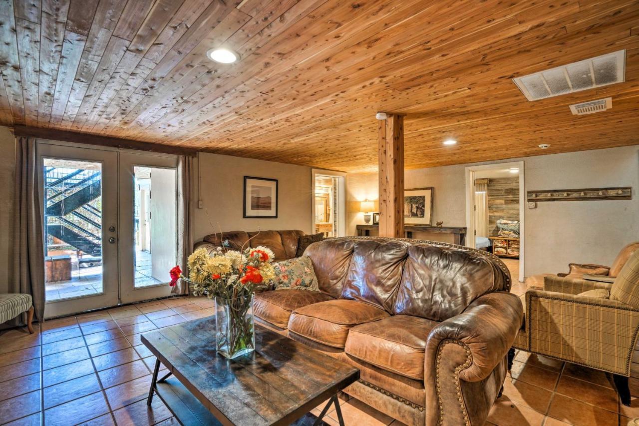 Waterfront Guadalupe River Lodge Home With Dock! 塞金 外观 照片